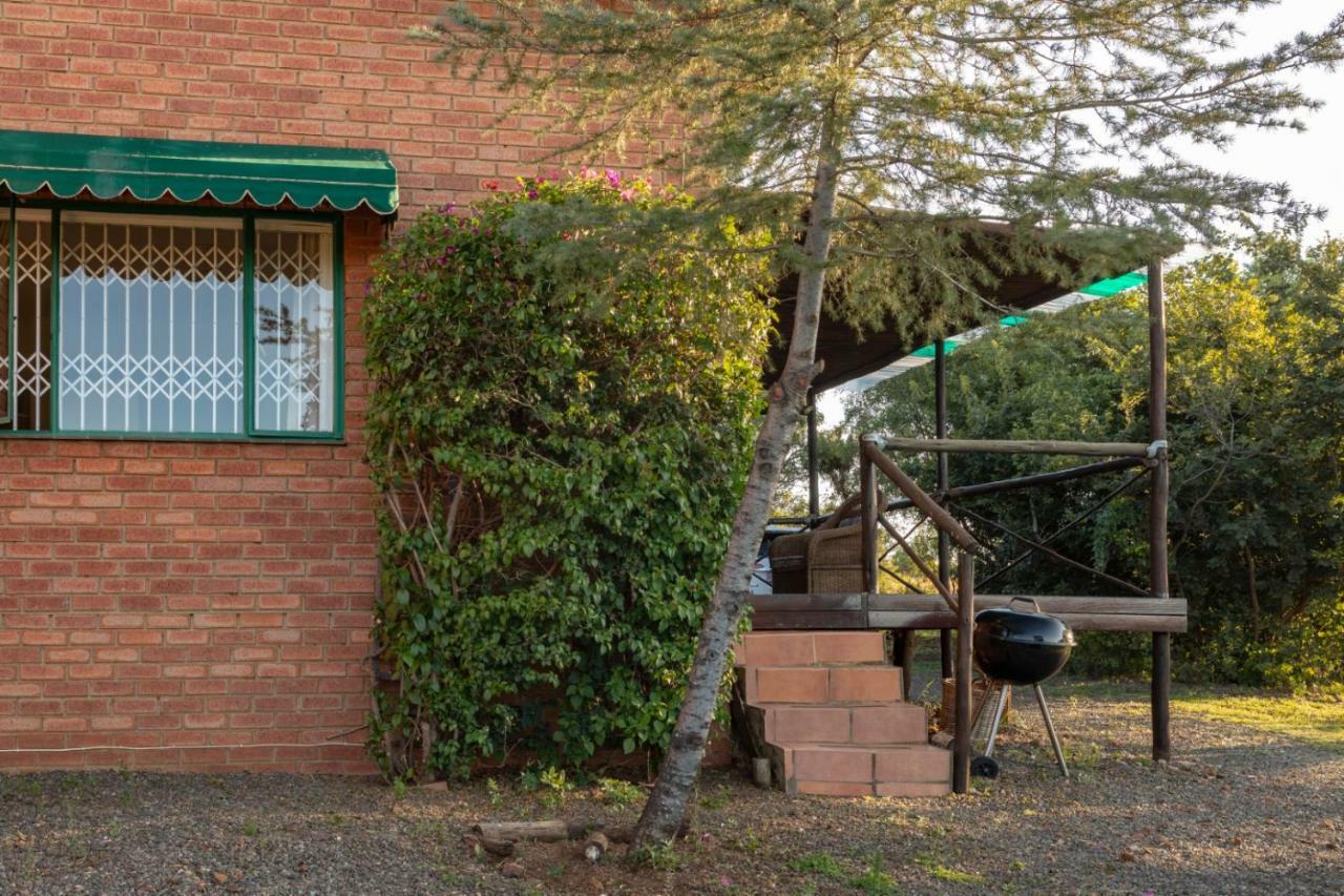 Bed and Breakfast Olive Tree Farm à Magaliesburg Extérieur photo